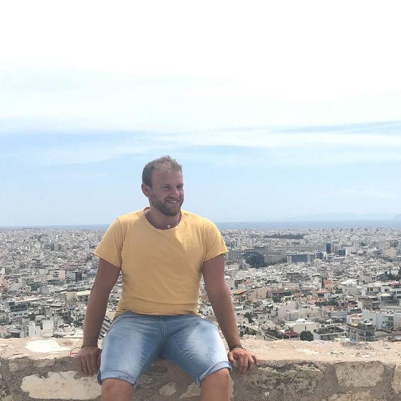 Meet your Posher, Jared - Picture 1 of 1